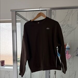 ALO Yoga Women’s Crew Neck Pullover